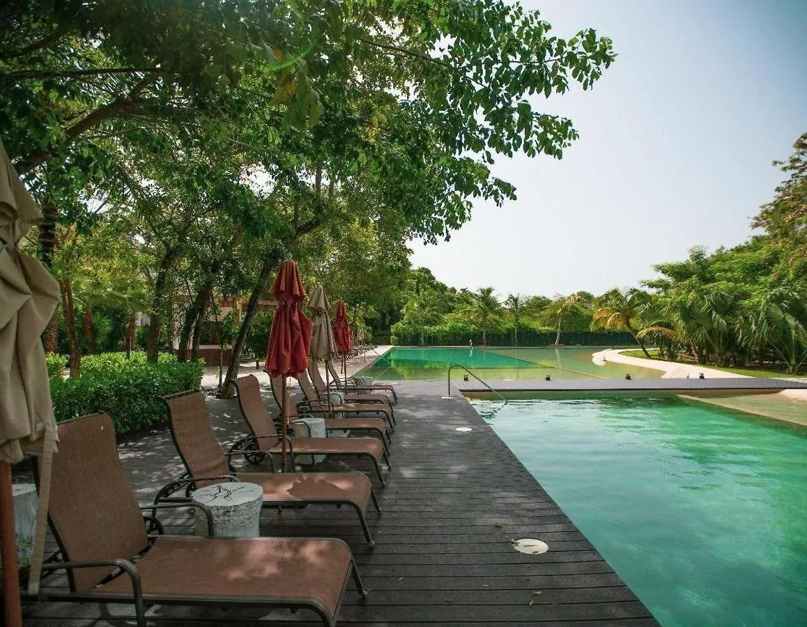 Apartment Corasol Nick Price By Parr Condos Playa del Carmen